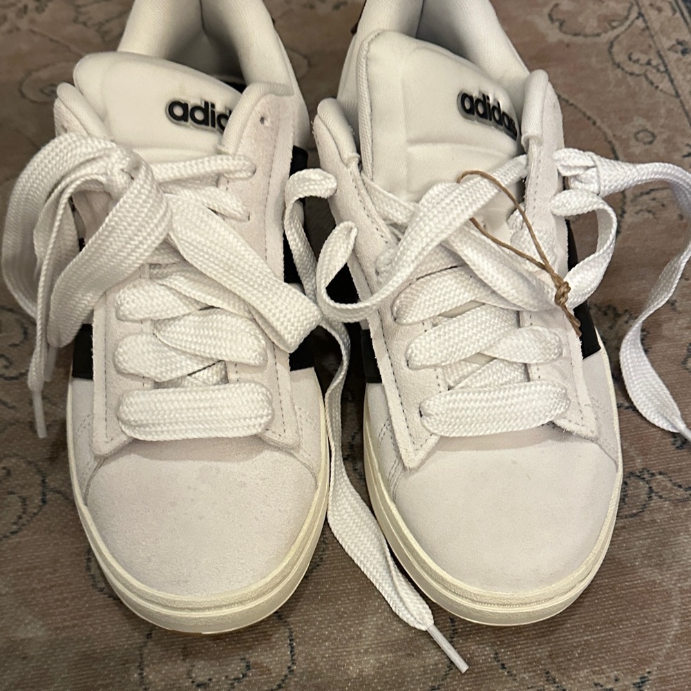 Adidas NWOT White and Black Sneakers cloudfoam